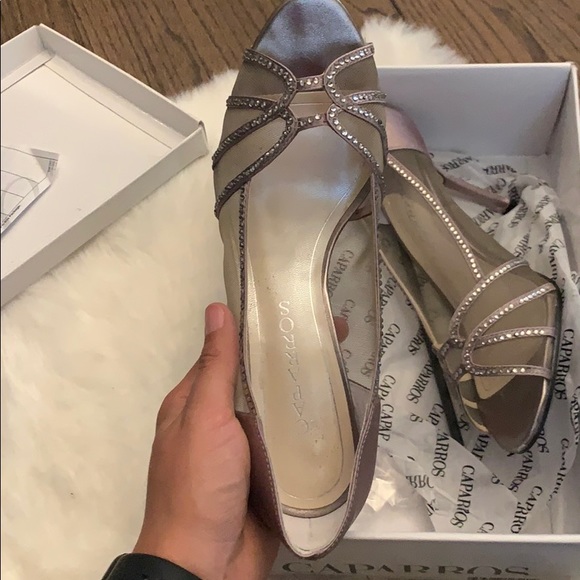 Caparros heels - Picture 3 of 5